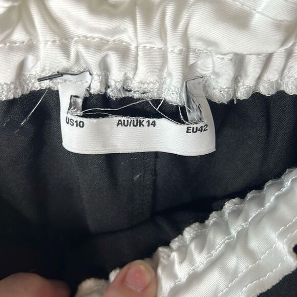 Princess Polly Pilly Lace Drawstring Pants Black Nwot Size 10 - Picture 6 of 8